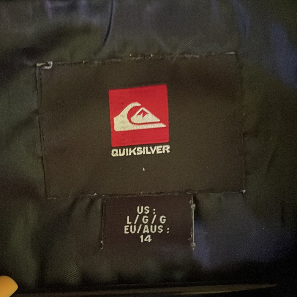 black jacket - Picture 3 of 3